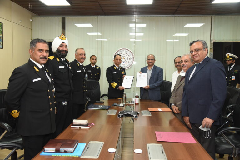 भारतीय नौसेना और आईआईटी दिल्ली के बीच समझौता